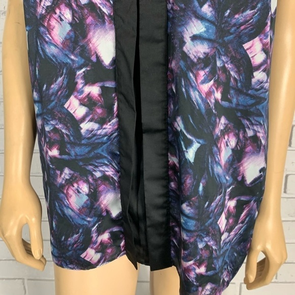 Kenneth Cole Purple Floral Blouse With Black Trim - Picture 7 of 8